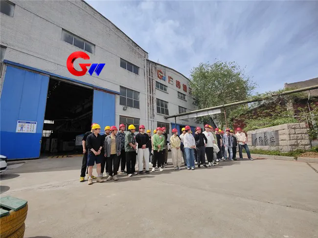 工廠學(xué)徒培訓(xùn)